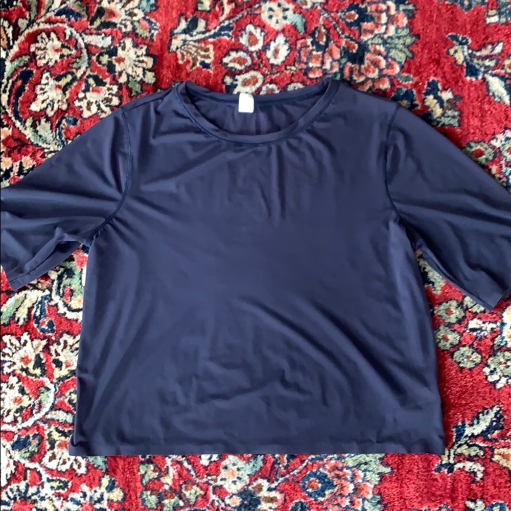 Cropped Athleta Sheer T